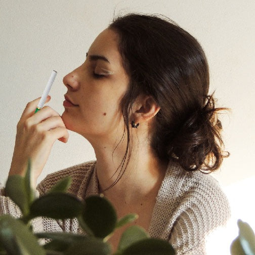 What do CBD cigarettes smell like? And how to easily get rid of the ea
